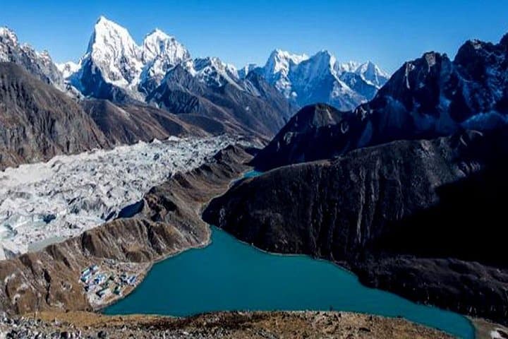 Gokyo Lakes & Gokyo Ri: 10-Day Trek in the Everest Region