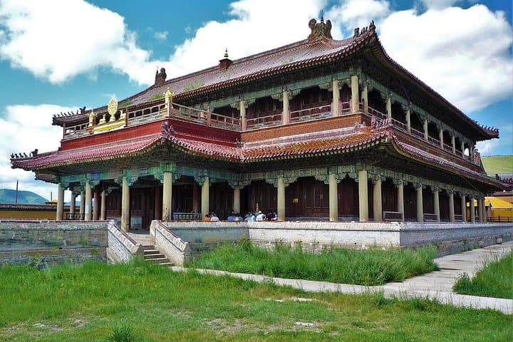 15-Day Western Oasis Mongolia: Lakes, Volcanoes & Nomadic Life photo 3