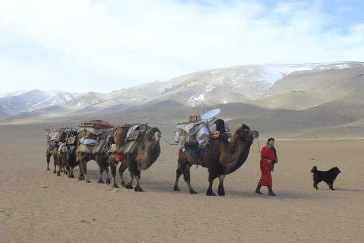 15-Day Western Oasis Mongolia: Lakes, Volcanoes & Nomadic Life photo 2
