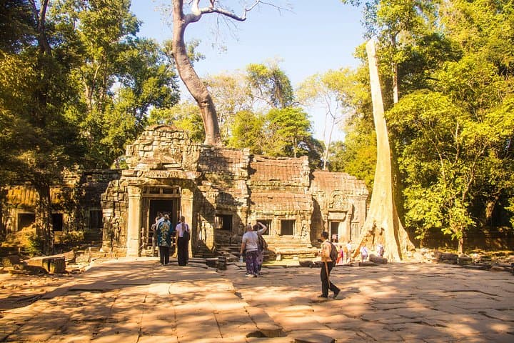 Exploring Beng Mealea and the Roluos Group: Off-the-Beaten-Path Temples Near Siem Reap photo 5