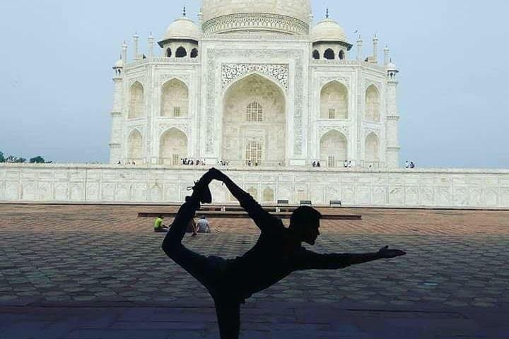 Sunrise Yoga in Agra: Morning Practice Near the Taj photo 1
