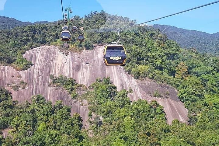 Full-Day Ba Na Hills Cable Car Adventure and Da Nang City Highlights photo 3