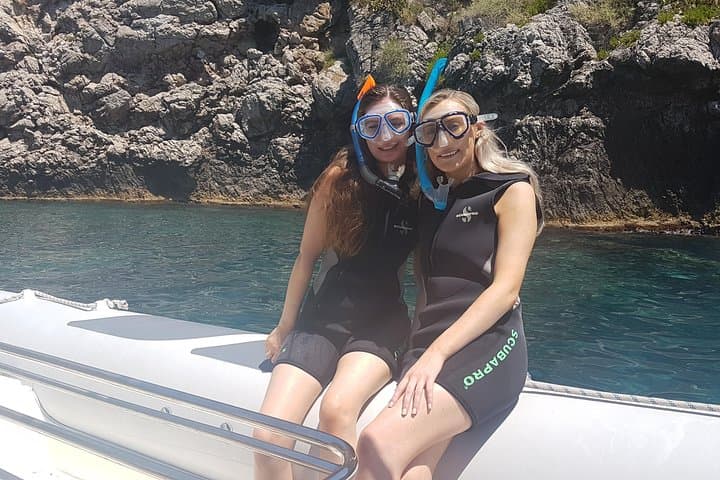Snorkeling Taormina Mazzarò: Boat Trip to Sicily's Crystal Reefs photo 3