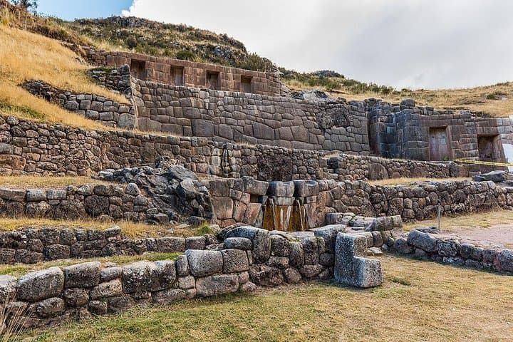 4-Day Cusco & Sacred Valley: Machu Picchu and Rainbow Mountain Tour photo 3