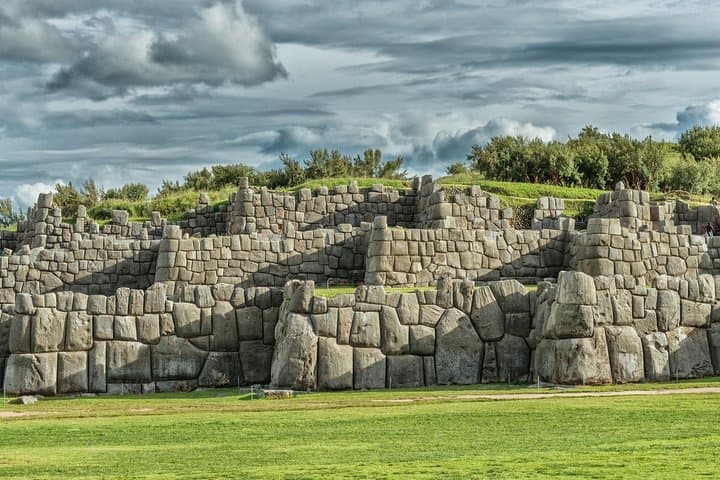 4-Day Cusco & Sacred Valley: Machu Picchu and Rainbow Mountain Tour