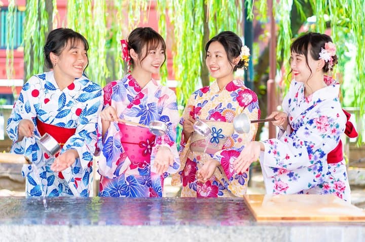 Asakusa Kimono Rental & Stroll at Sensoji — Two-Hour Traditional Dress Experience photo 1