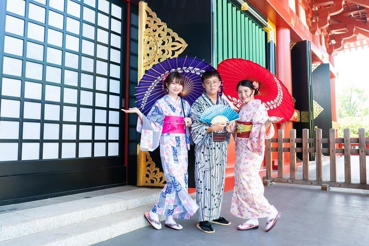 Asakusa Kimono Rental & Stroll at Sensoji — Two-Hour Traditional Dress Experience photo 3