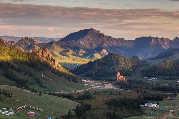 9-Day Chinggis Birthday Tour to Eastern Mongolia — Terelj, Khentii & Gun-Galuutai photo 2