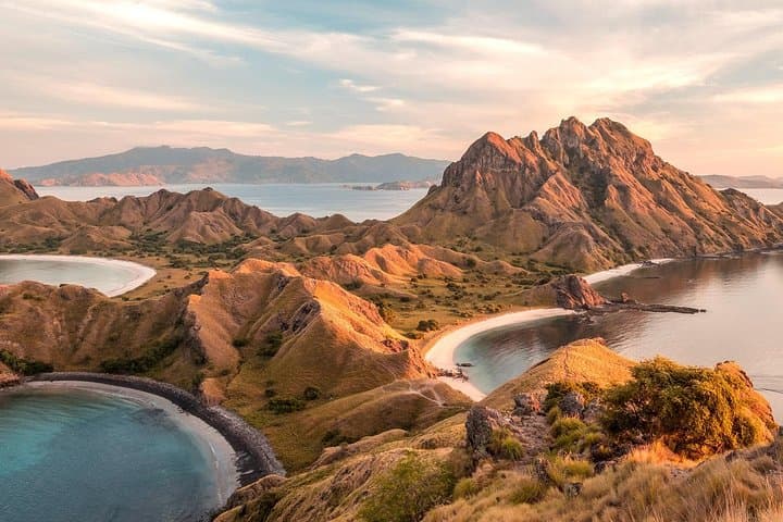 Komodo Island Day Trip: Padar Views, Komodo Dragons, Pink Beach & Manta Snorkel photo 3