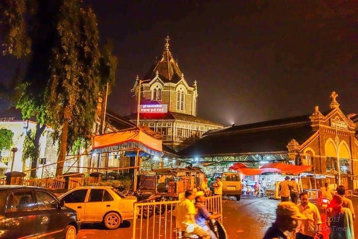 Explore Old Pune: Half-Day Heritage Walking Tour of Shaniwar Wada & Markets photo 3