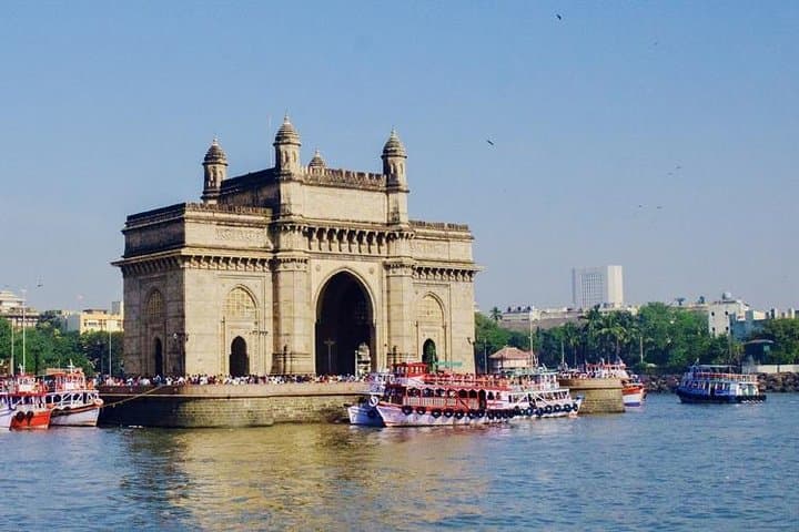 3-Day Mumbai City Tour: Gateway of India, Elephanta Caves & Bollywood Experience photo 3