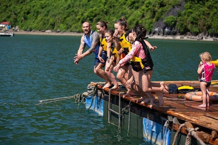 Cat Ba & Lan Ha Bay: 2-Day Cruise with Kayaking, Swimming and Cat Ba Hotel Overnight photo 5