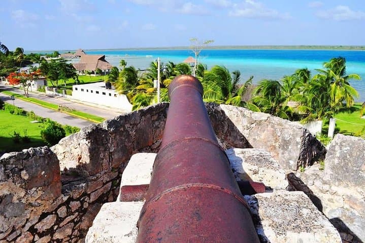 Magic Bacalar: 7 Colors Lagoon & Cenote Azul Full-Day Tour photo 6