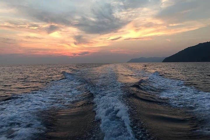 Sunset Boat Aperitif in Cinque Terre — Private Romantic Cruise Along the Five Villages photo 4