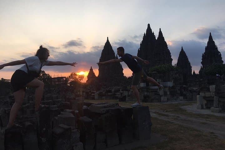 Private Car Rental with English-Speaking Driver in Yogyakarta photo 2