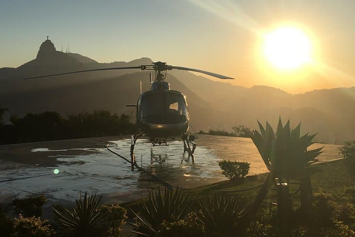 Rio Helicopter Panorama: Private Flight Over Christ the Redeemer & Sugarloaf (4-Person) photo 2
