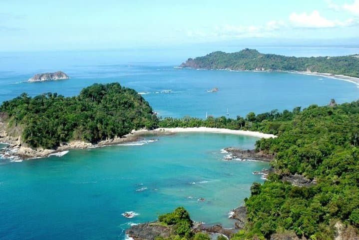 Sand & Sea Combo: Manuel Antonio Catamaran, Snorkel & National Park Hike photo 6