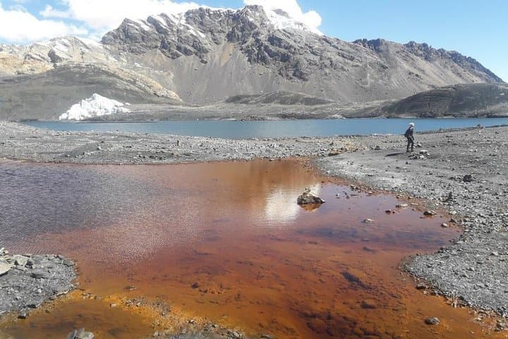 Pastoruri Glacier Private Day Trip from Huaraz — Full-Day High-Altitude Glacier Experience photo 3