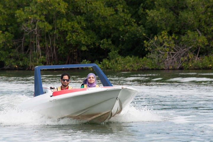 Speedboat Tour in Cancún: Snorkel Punta Nizuc & Nichupté Mangrove Adventure photo 2