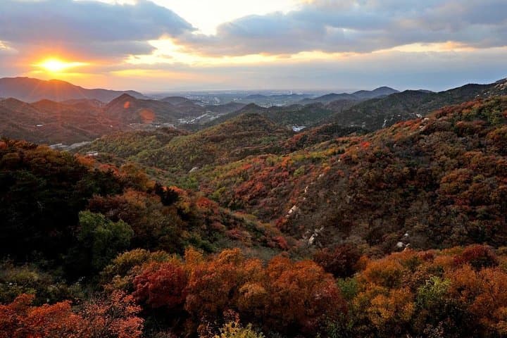 Badaling Great Wall Layover Tour from Beijing Airport — Half-Day Hike & Cable Car photo 3
