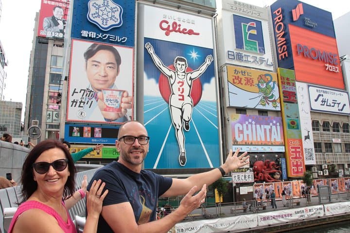 Osaka Welcome Tour: Custom 2-Hour Downtown Walk & Street Food photo 2