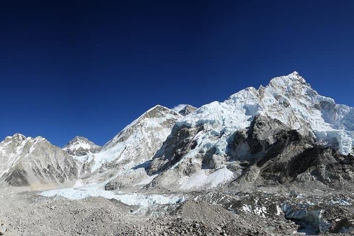 Everest Base Camp Trek: 12-Day Lukla to Kala Patthar High-Altitude Trek photo 3