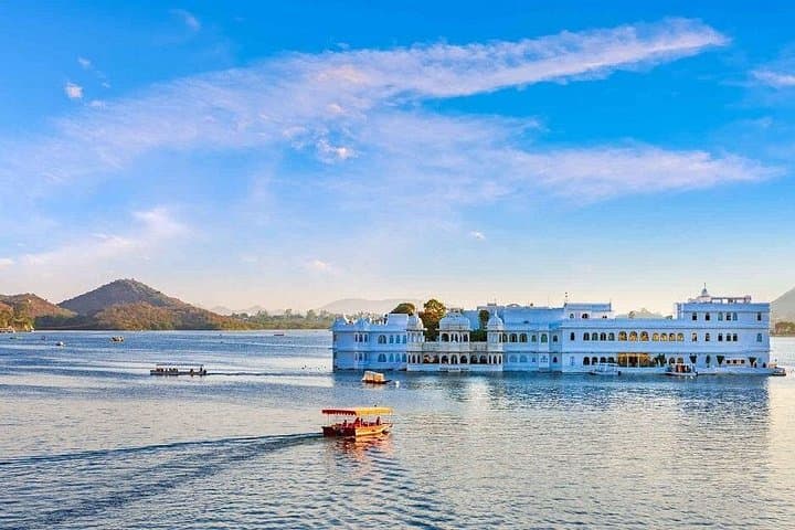 8-Day Private Golden Triangle Tour with Udaipur — Delhi, Agra, Jaipur & Udaipur photo 2