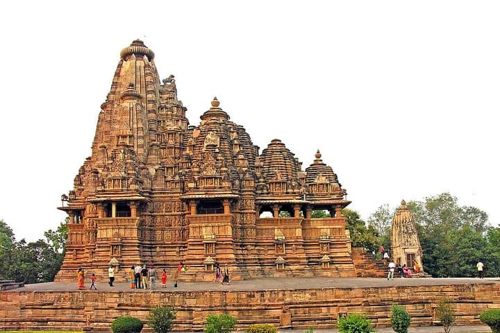 Khajuraho Day Trip from Orchha: Private Guided Tour of the Western Temples photo 3