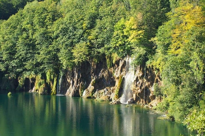 Private Day Trip to Plitvice Lakes from Dubrovnik — Full-Day Park Tour photo 4