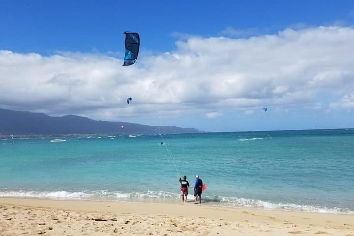 Kiteboarding Lessons at Kanaha Beach: 2.5-Hour Private Session in Kahului photo 2
