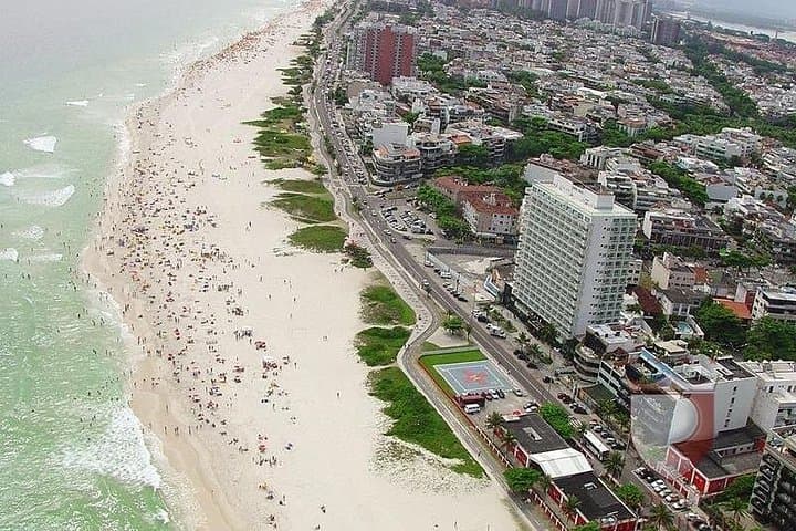 Helicopter Tour Over Rio de Janeiro — 30-Min Panoramic Flight Above Beaches, Sugarloaf & Christ the Redeemer photo 4