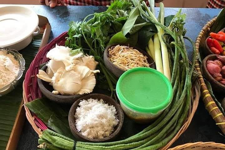 Learn Balinese Cooking in Ubud — Market-to-Table Private Class
