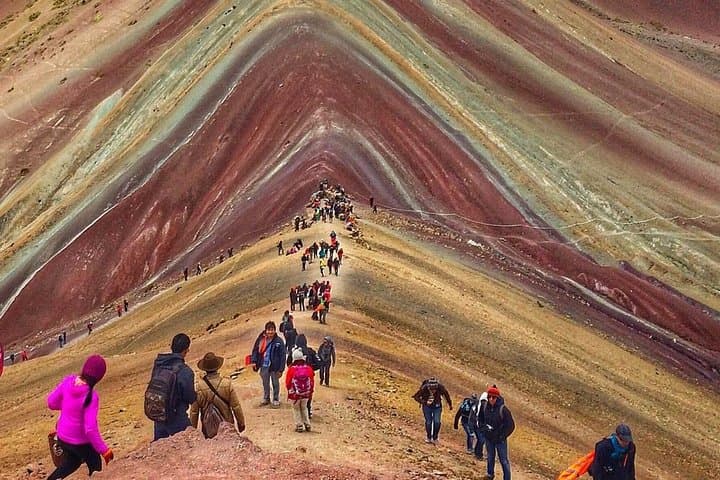 Winikunka (Rainbow Mountain) Full-Day Hike from Cusco photo 4