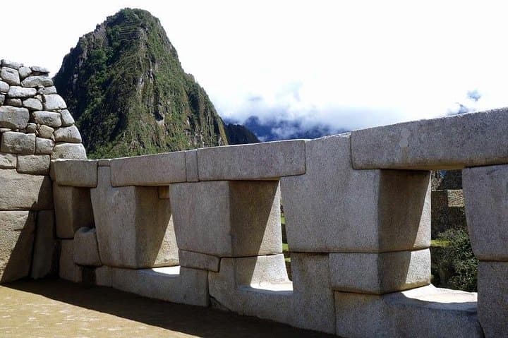 Sacred Valley and Machu Picchu: 2-Day Train Tour from Cusco photo 2