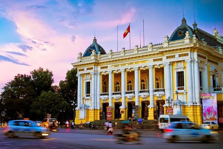 Hanoi Private City Tour: Cyclo Ride, Water Puppet Show & Historic Sights photo 3