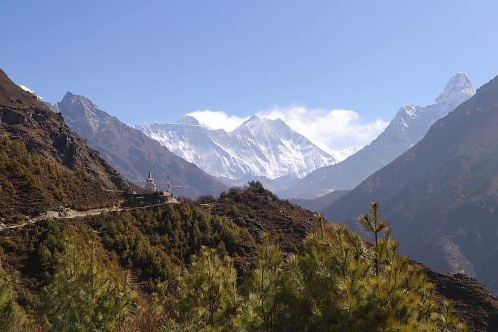 Everest Short Trek: 5-Day Lukla to Namche Panorama photo 4