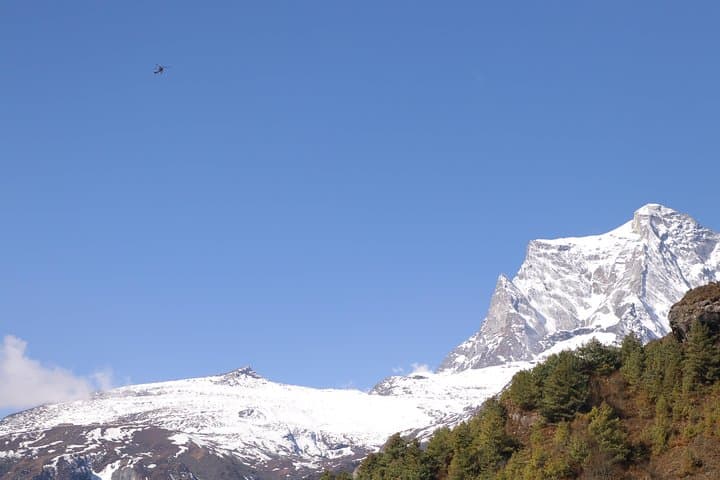 Everest Short Trek: 5-Day Lukla to Namche Panorama photo 6