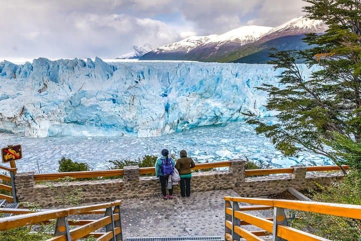 Perito Moreno Glacier Walkway Tour: Walk the Face of an Ice Giant photo 4