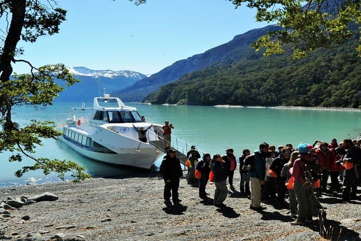 Mayo Glacier Spirit Trek: Sail and Hike Seno Mayo & Perito Moreno photo 2