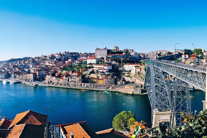 Porto to Santiago Day Trip: Braga, Historic Villages & Valença Transfer photo 1