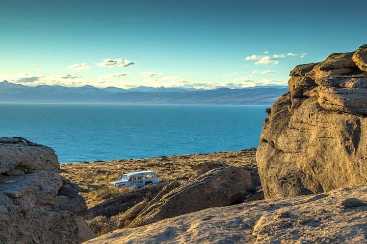 Walichu Caves 4x4 Tour — Rock Art, Lake Argentino Views & Native History photo 4