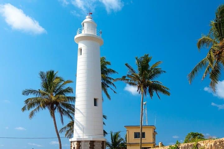 Explore Galle Fort and Coastal Highlights: A Full-Day Guided Tour