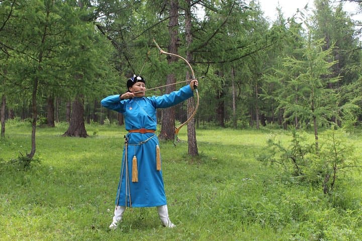 8-Day Naadam Festival & Gobi Desert Expedition: Flaming Cliffs, Khongor Dunes & Yoliin Am photo 3