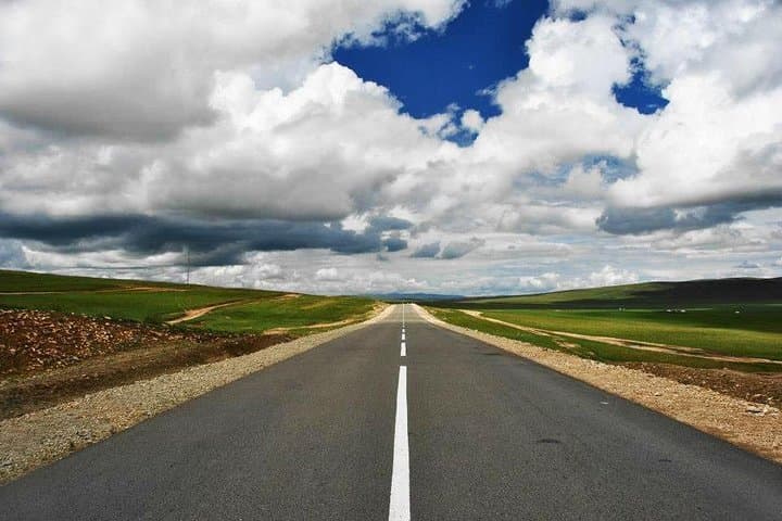 8-Day Naadam Festival & Gobi Desert Expedition: Flaming Cliffs, Khongor Dunes & Yoliin Am photo 4