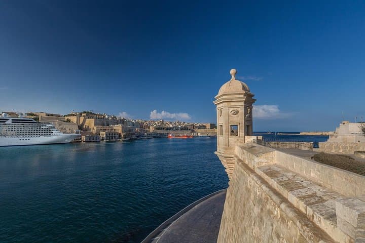 Malta Full-Day Sightseeing: Valletta, Mdina & Blue Grotto Cultural Tour photo 6
