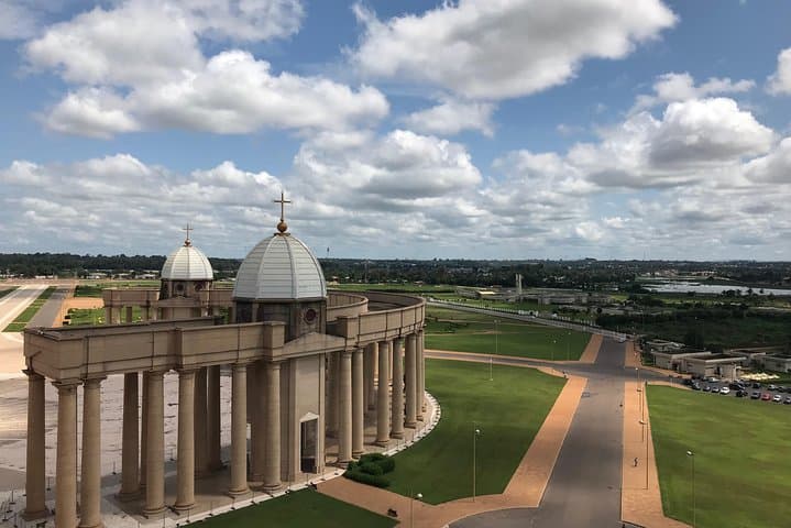 Inside Yamoussoukro: 90-Minute Basilica & Local Highlights Tour