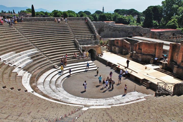 Private Day Trip from Rome to Positano and Pompeii — Official Guide photo 6