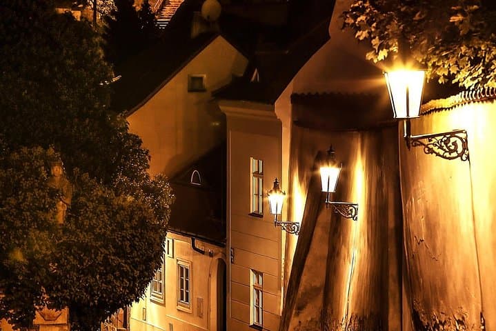 VIP Private Prague: Best of Prague 6-Hour Sightseeing Tour photo 3