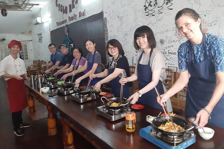 Saigon Market-to-Wok: Cyclo Ride, Ben Thanh Market & Chef Vu Cooking Class photo 1