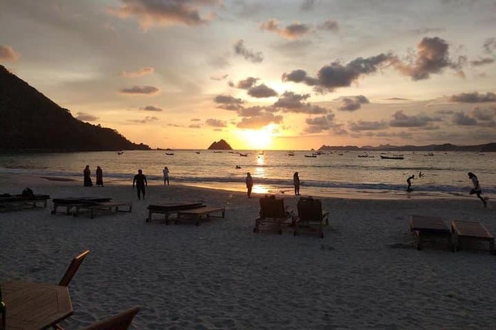 Learn to Surf at Selong Belanak Beach — Lombok's Beginner Waves photo 3